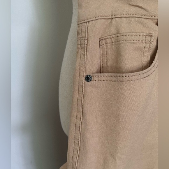 Willow Cargo Pants  Beige SZ 9/29 NWOT - Picture 2 of 8